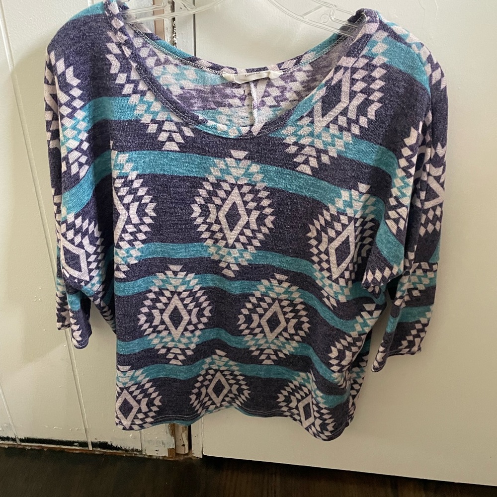 Women’s 3/4 lightweight sweater